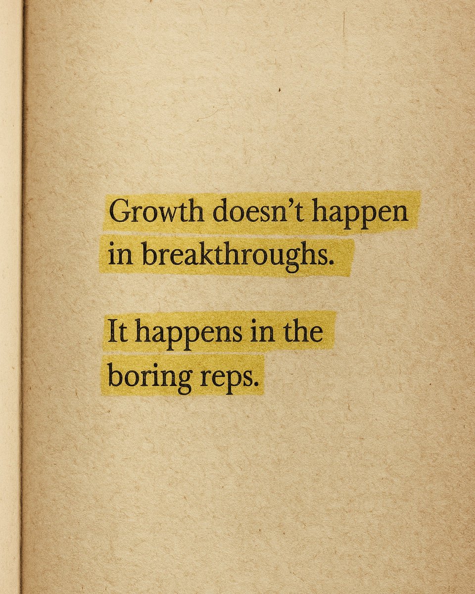 Walied4Socials's tweet image. Growth doesn’t happen in breakthroughs.
It happens in the boring reps.
Everyone loves the moment of success, the big win, the before-and-after story.
But no one celebrates the quiet part
showing up on days when nothing exciting happens.
The truth is, consistency is key
.…