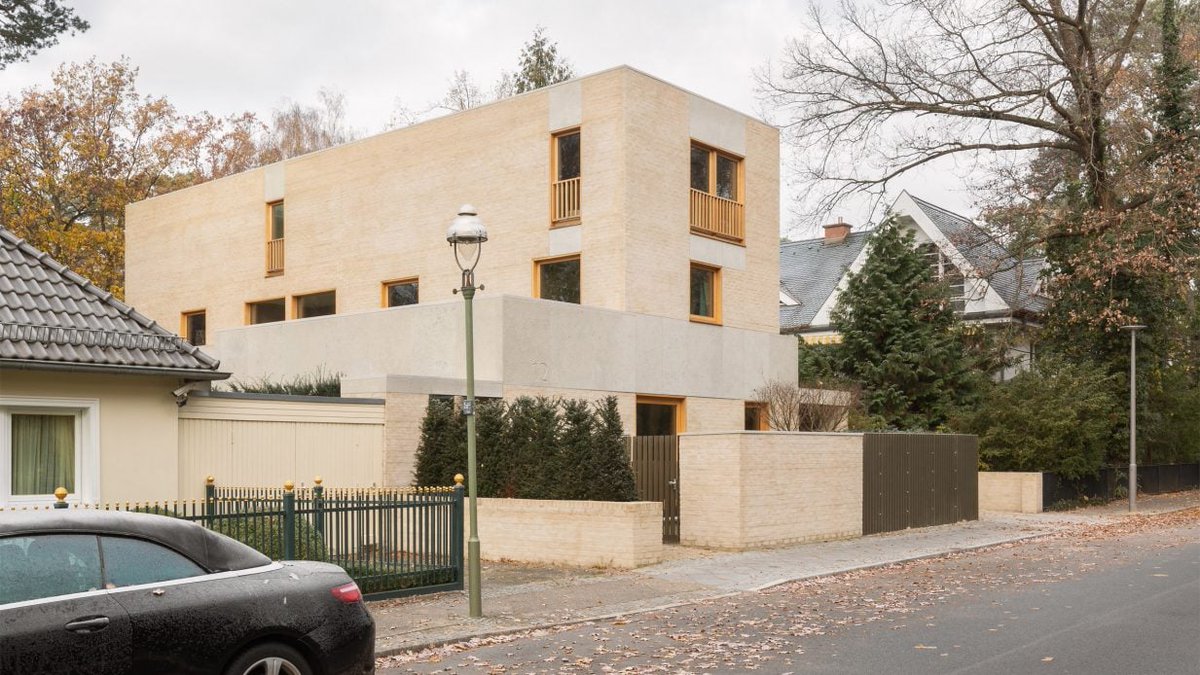 4AAAAart's tweet photo. Fohlenweg by O'Sullivan Skoufoglou Architects

Berlin, Germany 🇩🇪 https://t.co/jwuhnVgalm