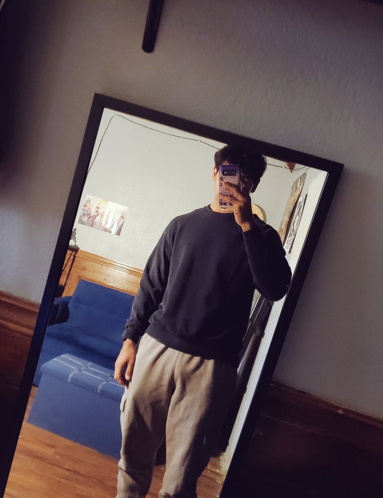 It's finally cold in stupid Texas today

Sweater weather here I come