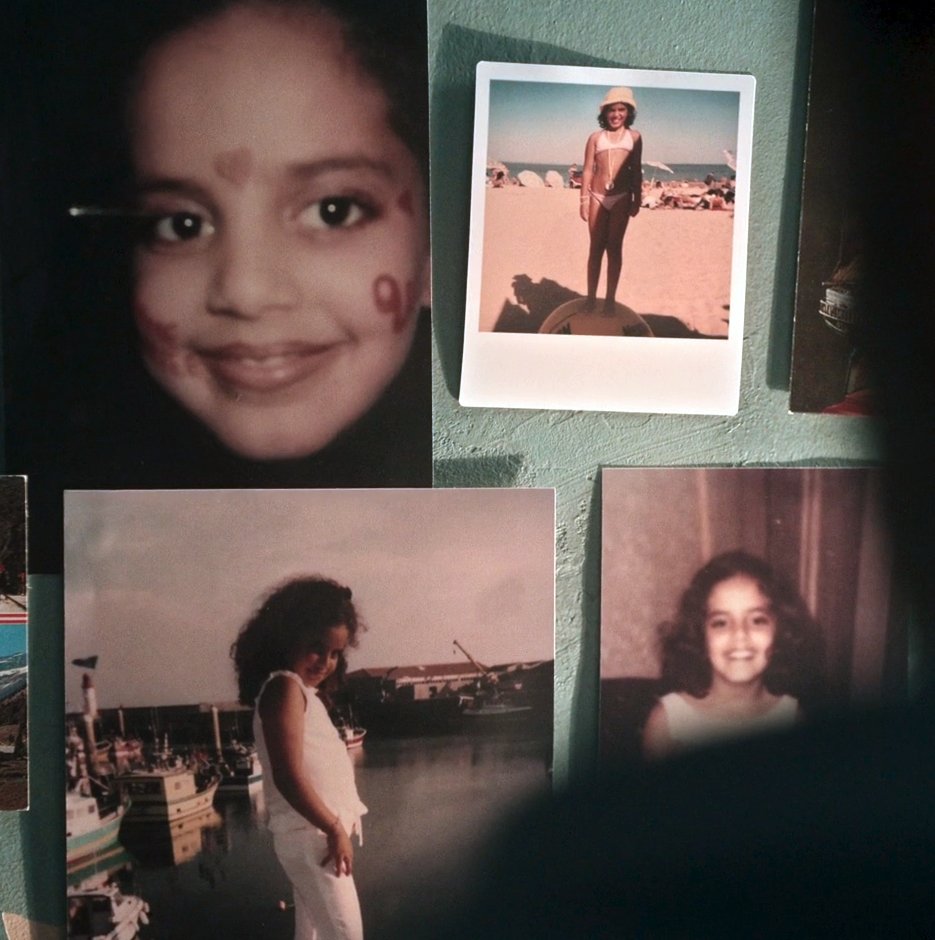 MichaelREMY2018's tweet image. même vulgaire, elle est quand-même choupinette la @OfficielAmel  !
Parisienne convertie jusqu'au bout du doigt 🤣
#lesInfaillibles #inèsReg #parisSG #psg #parisSaintGermain