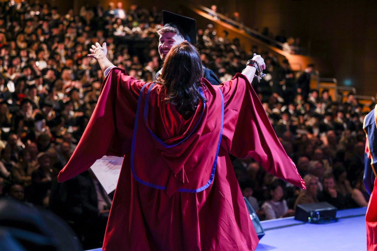 Jane Last DCU tweet media