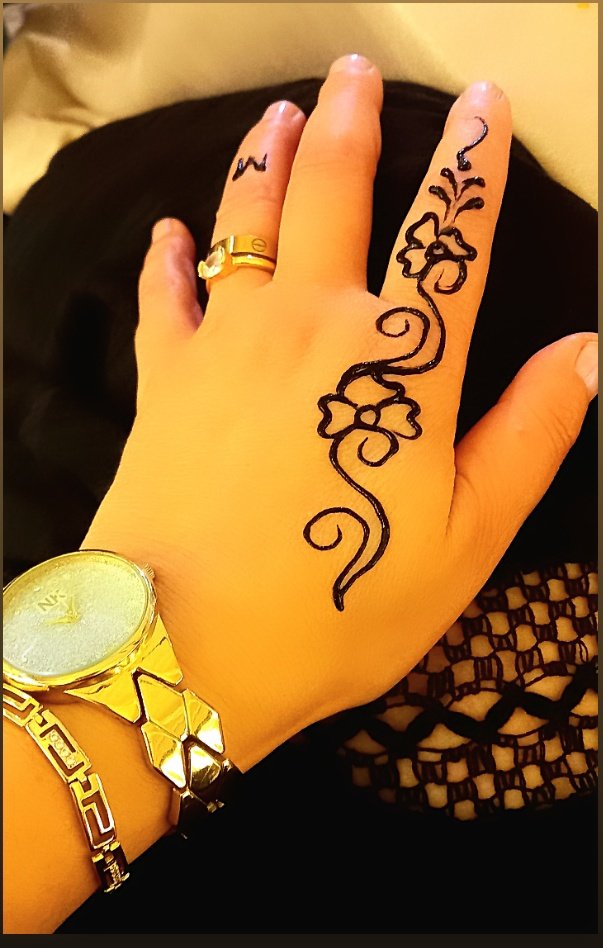 PleaseOnlyRose's tweet image. Klasik anne eli benimki..
Çok da şeyetmeyin ...😉
#ElChallenge