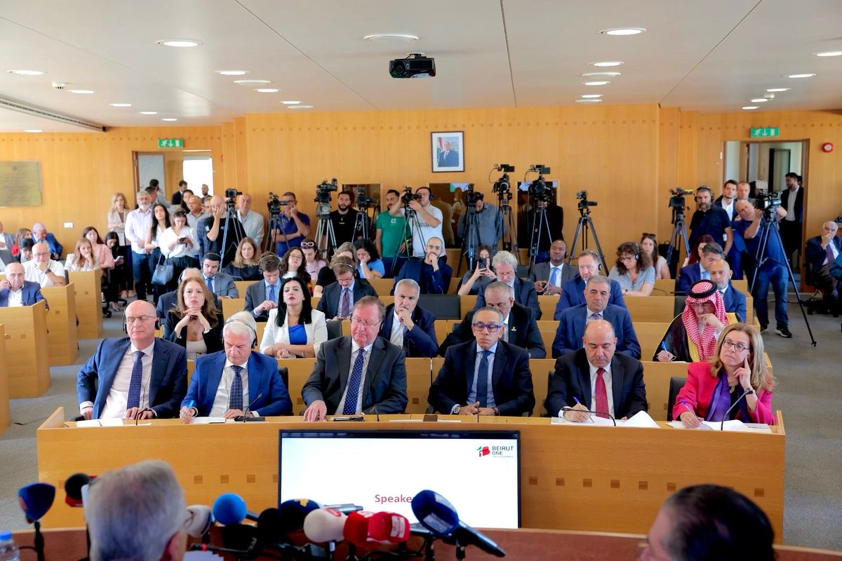 مشاركتي في حفل الاعلان عن مؤتمر "بيروت وان Beirut one" الاستثماري والذي سيعقد في بيروت خلال شهر تشرين الثاني المقبل، بهدف استعادة الثقة في الاقتصاد اللبناني وجذب الاستثمار .