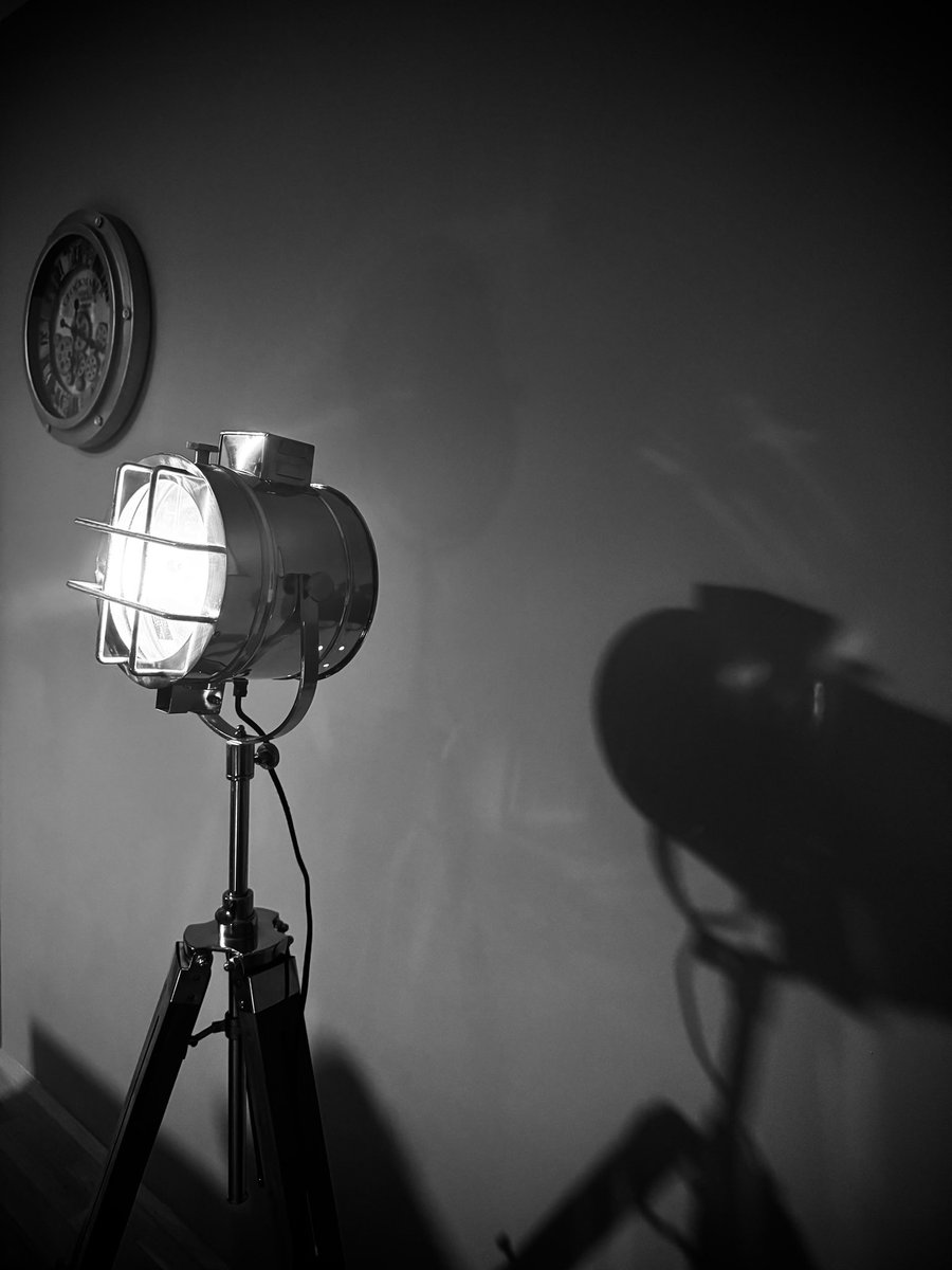 Spirelli79's tweet photo. Der gemütliche Teil des Abends kann beginnen #shadowgames #vomsofagesendet https://t.co/pIYpxzZmJU