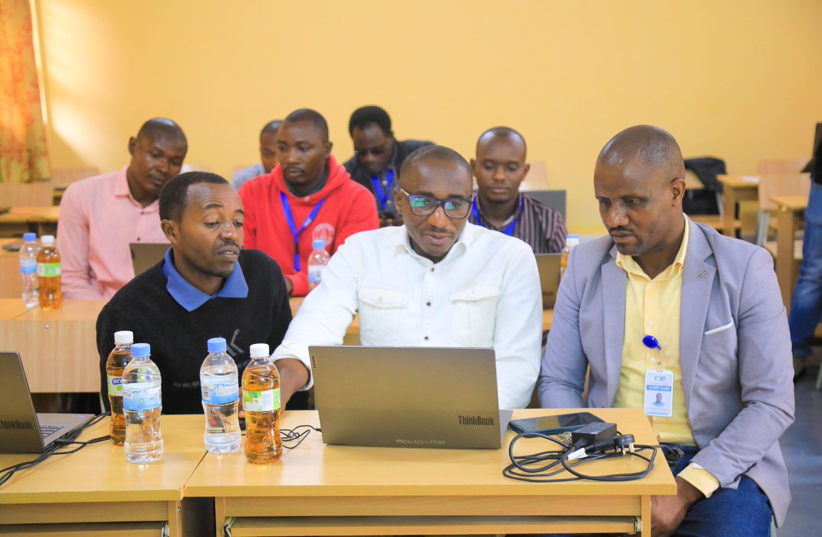 Karongi_College's tweet image. In an effort to empower academic staff to meet diverse learning needs while maintaining high-quality outcomes, our teaching staff are participating in a two-day in-house training on Instructional Design for Blended Learning, held from October 22 to 23, 2025.

The training focuses…