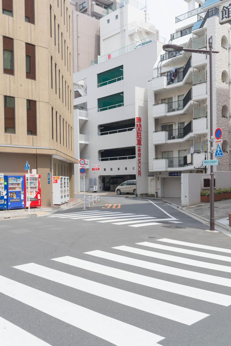 月曜日夕方のメモ：からっとしてる／わくわく。散歩する→料理する。今日もこつこつ。