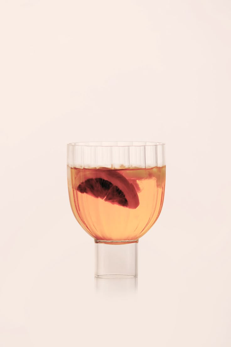 4AAAAart's tweet photo. Calici Milanesi — Wine Glass by Agustina Bottoni https://t.co/YVFqIJEHxQ
