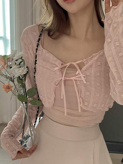 aixshiru's tweet photo. ₊˚ʚ ᗢ₊˚ cute cardigans ✧ ﾟ. 🎀 

- a thread

pink cardigan w/ bow https://t.co/BzK56ZeupK
tie cardigan 
https://t.co/KKRnaGOi5s https://t.co/35vg5TECWP