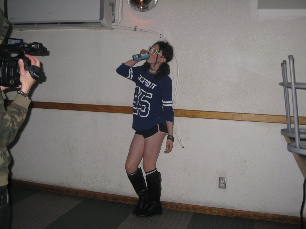 arbutusrecords's tweet image. Public Appeal’s On The Scene is out on Friday 🎧 Pre-save in bio! 🎶 
Produced by bounce2 &amp;amp; Public Appeal + music video filmed at Système 🪩

found.ee/public-appeal