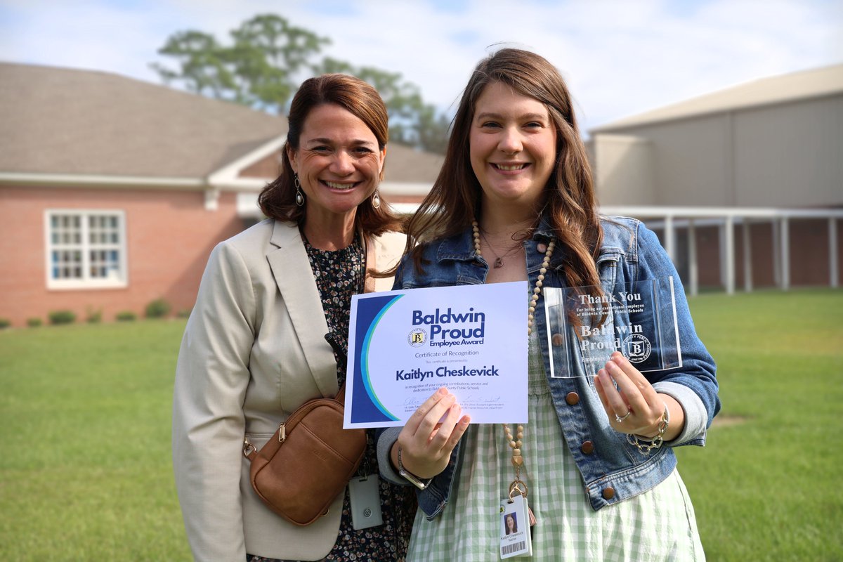 BaldwinSchools's tweet image. BALDWIN PROUD AWARDS: The October 2025 Baldwin Proud Certified Award has been awarded to Summerdale School's Kaitlyn Cheskevic, a second-grade teacher. Cheskevic was surprised while teaching her students outside in the gazebo.
#baldwinproud #communitystrong