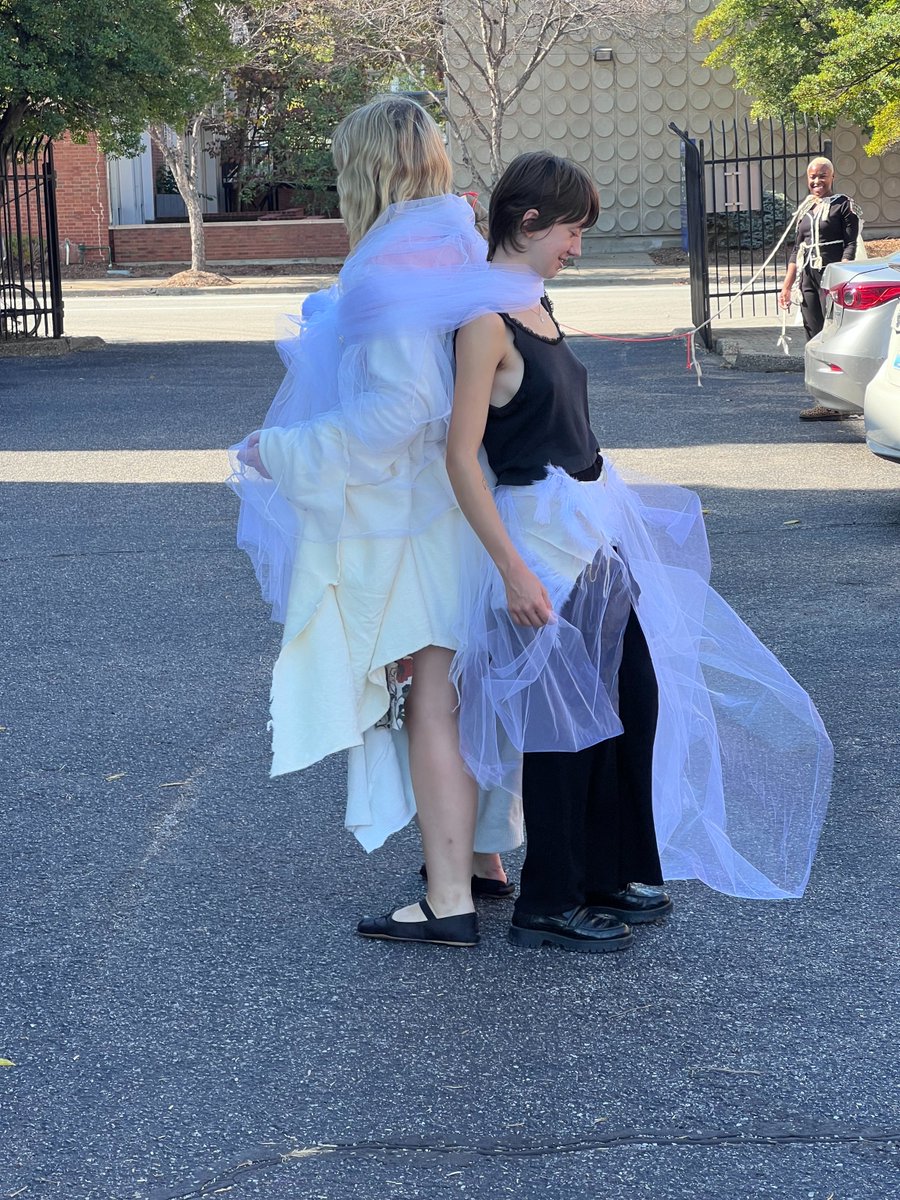 KY_CAD's tweet photo. Alter Overflow: a wearable art class merging fashion, performance + sculpture using techniques like pattern making &amp; upcycling. First assignment inspired by Hélio Oiticica’s Parangolés  — art meant to be danced + lived in. 🌀 https://t.co/ulEjVIhsiW