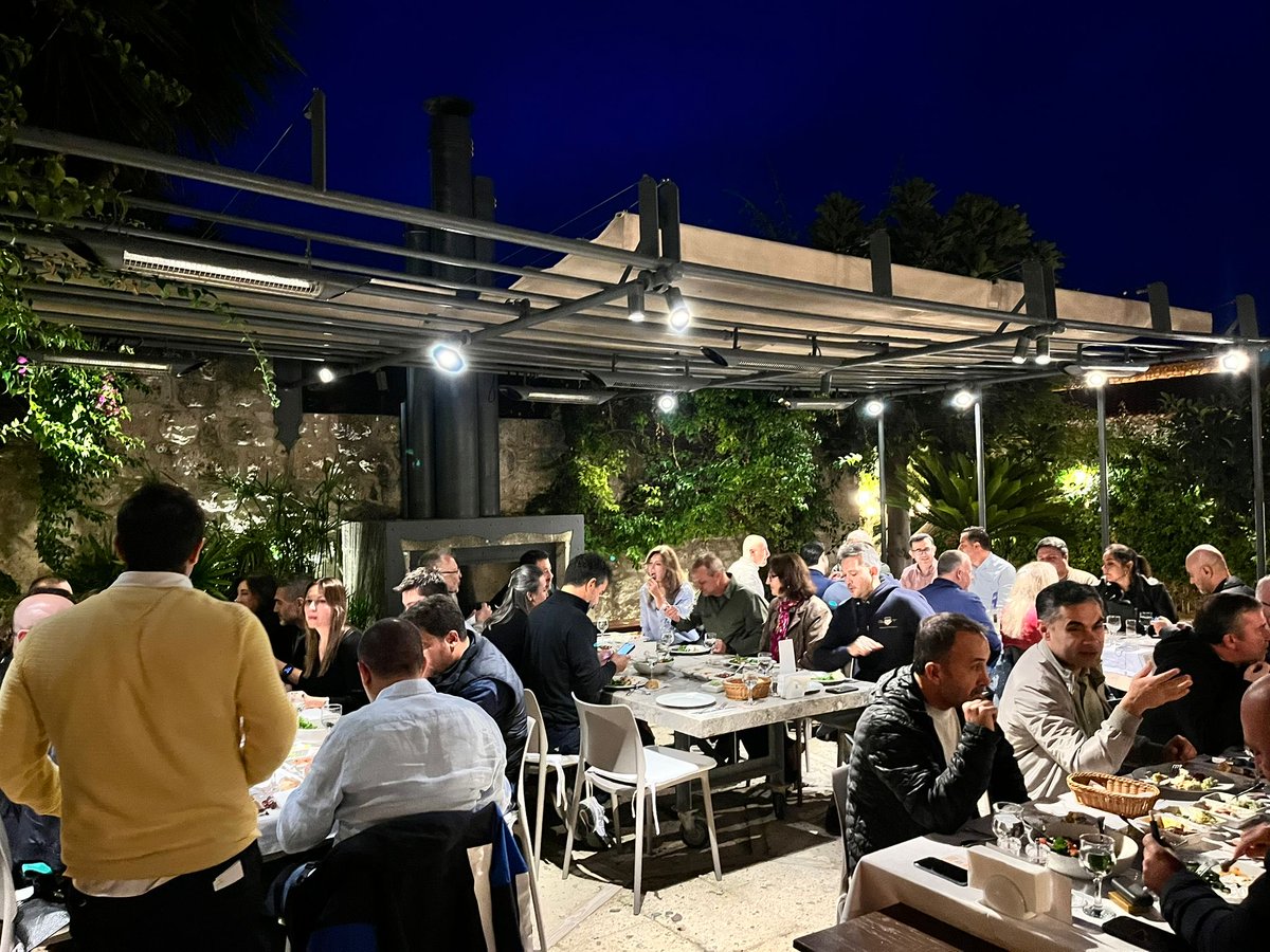 Çeşme’de 19-21 Ekim tarihleri arasında, KPMG Türkiye partner’ları olarak 5.  “Partners Retreat”deydik. 2 gün boyunca keyifli akşam yemeklerinde buluştuk, yeni ortaklarımıza tekrar hoş geldiniz dedik ve yeni seneye dair stratejilerimizi ele aldık. #KPMG #KPMGTürkiye