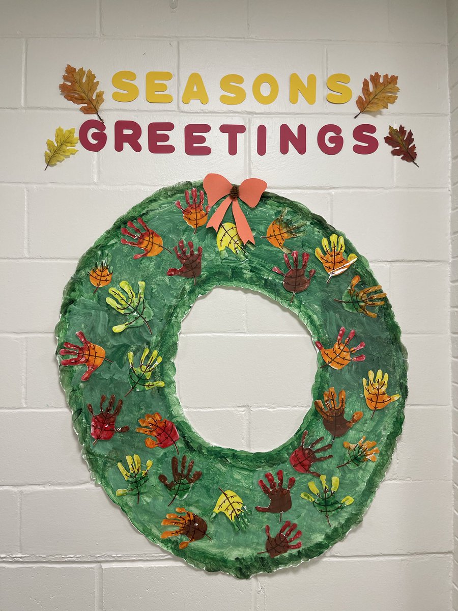 MercadoPrek's tweet image. Room 10 preschoolers are enjoying fall activities 🍂🍁🎃