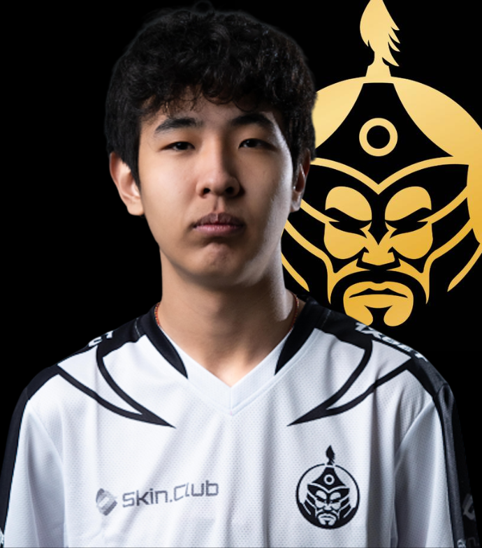 Ozzny_CS2's tweet image. Senzu changed his name, unfollowed everyone and doesn't have any posts on social media ‼️