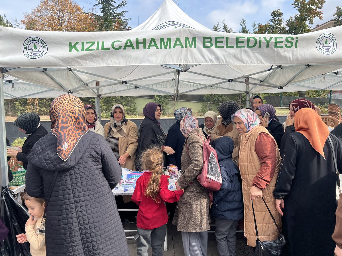 KhamamilceMEM's tweet photo. “Bir Okul Bin Umut” projesi kapsamında düzenlenen Gazze'ye Destek Kermesine, 
Kızılcahamam Mesleki Eğitimi Merkezi, 
Kızılcahamam Halk Eğitimi Merkezi ve 
İlkokullarımız katılarak destek verdi.
@tcmeb @Yusuf__Tekin @MemAnkara @Murat4Kucukali @ccanturk_ https://t.co/twk7G2RulB