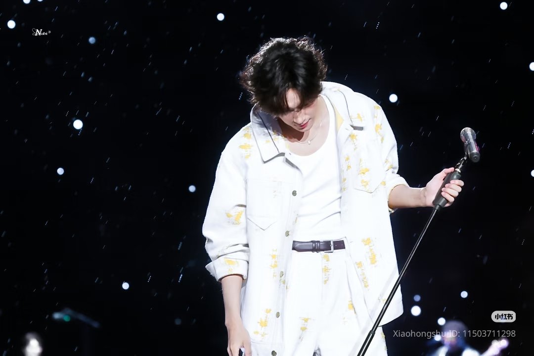 lurker_army's tweet photo. manifesting successful career as singer, get to sing ost again, release album, and concert across asia 😌🍀✨️💚 https://t.co/zOJodgGxCR