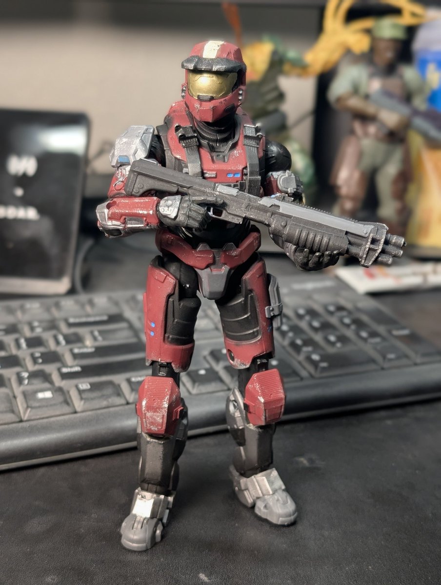 HOIDA247's tweet image. Finished another MK V [B] figure right before Halo Worlds.

Parts and painted by me.

#Halo #halocommunity #HaloSpotlight
