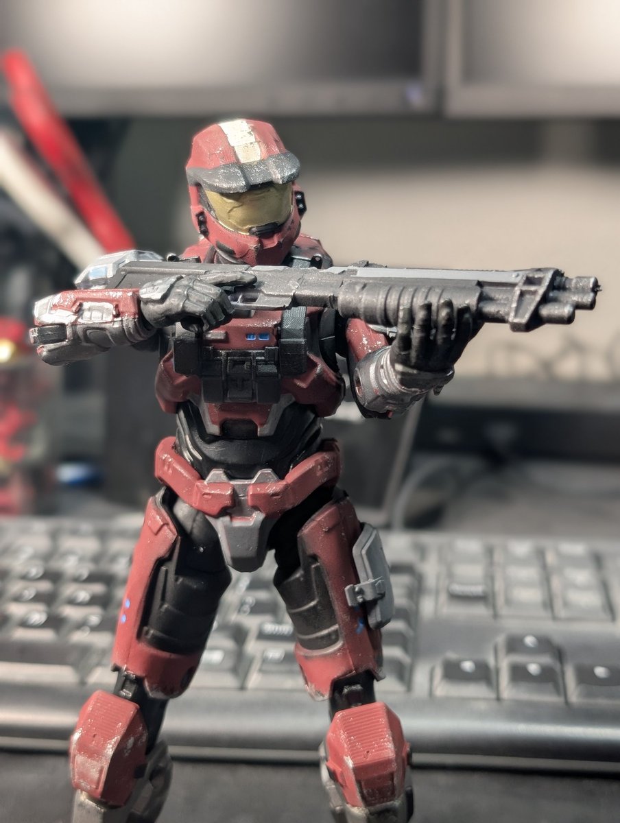 HOIDA247's tweet image. Finished another MK V [B] figure right before Halo Worlds.

Parts and painted by me.

#Halo #halocommunity #HaloSpotlight