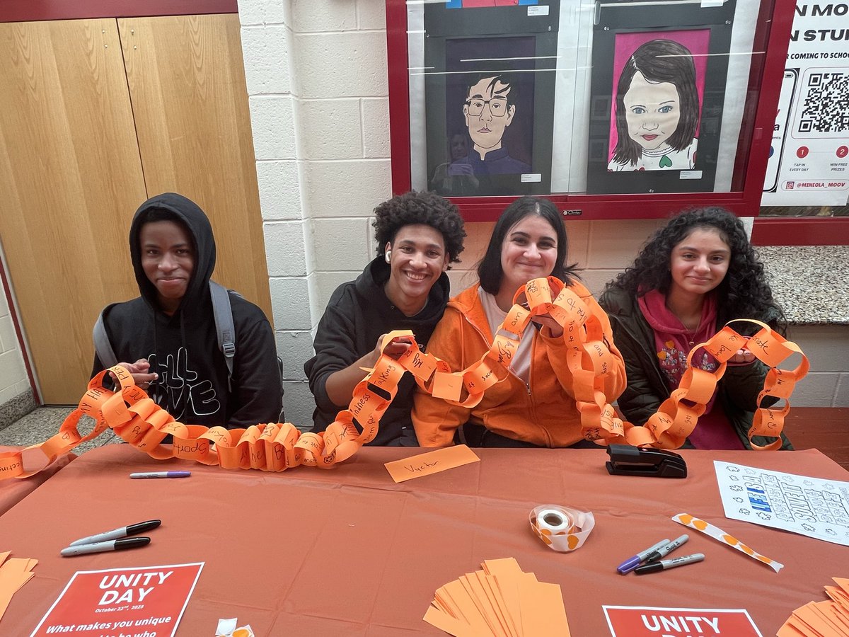 Mineola UFSD tweet media