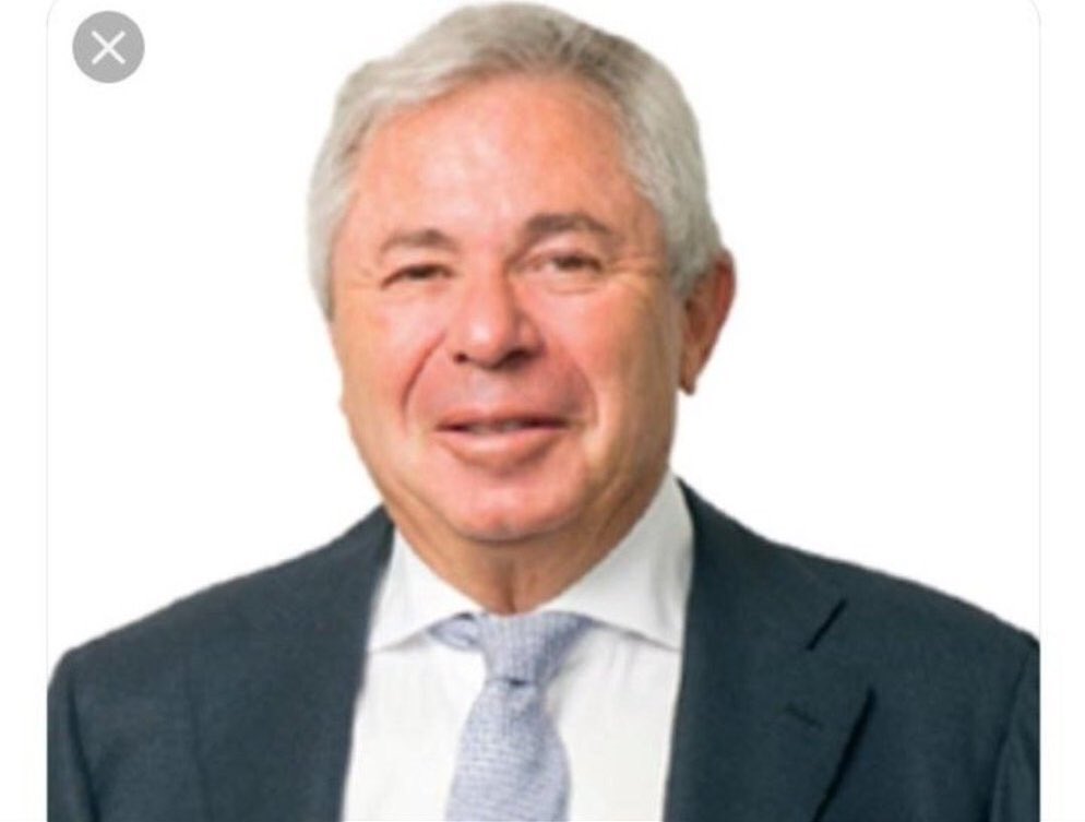 WorldofThabiso's tweet image. Judge Ledwaba unilaterally sealed #CR17BankStatements

The funder Brian Joffe the #CR17 biggest funder to the tune of R120 000 000 

BIDVEST Brian Joffe, the same BIDVEST that has 80% of tenders with the government

Capitalists and Drug Cartels/Criminal Syndicates control SA