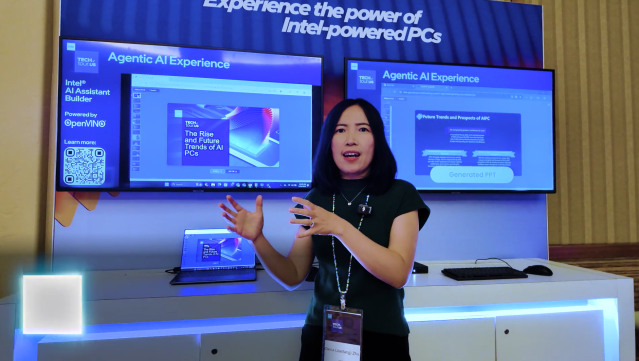 karengaross's tweet photo. Intel recently demo’d the next evolution of our AI Assistant Builder software – a newer, hybrid solution that now taps on the best of both local and cloud computing architecture, while ensuring user privacy is secured at all times. #IAmIntel https://t.co/OywJhrtGtB https://t.co/PNBCtZXK1D