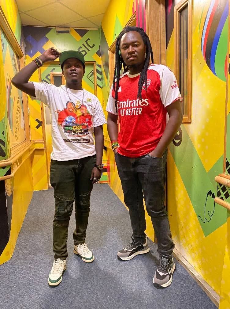 shatttabway's tweet image. Haloooo. Ama Leo tu support Ajax!?😂😂
It&apos;s #RockersNation o&apos;clock 
#reggaemusic 
#BeyondTheGame 
#Coachshatta