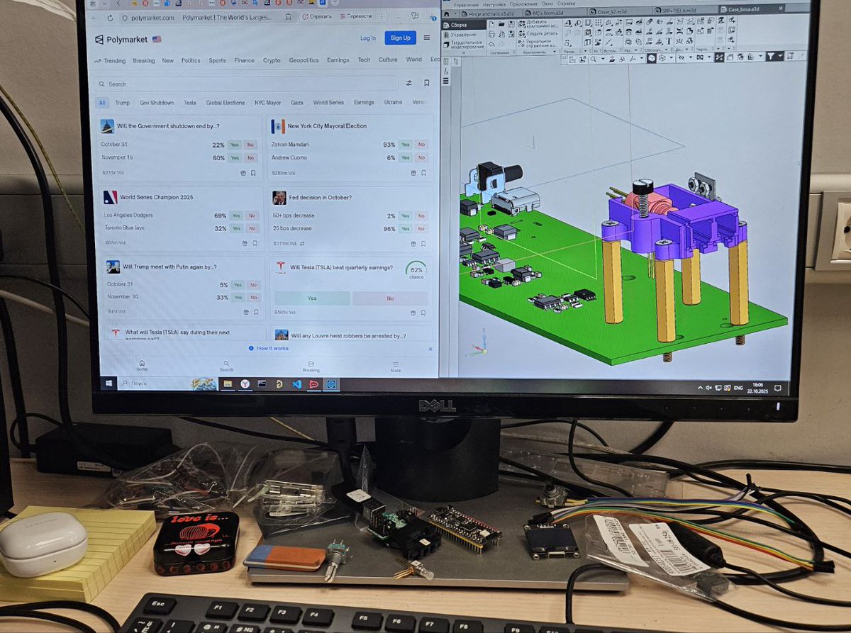 warface__228's tweet image. A "multi-monitor" setup lets you analyze @Polymarket and work at your main job at the same time.
When predictions change in seconds and deadlines won’t wait — your workspace becomes the key to results.
TRADE ON POLYMARKET AND WOOORK