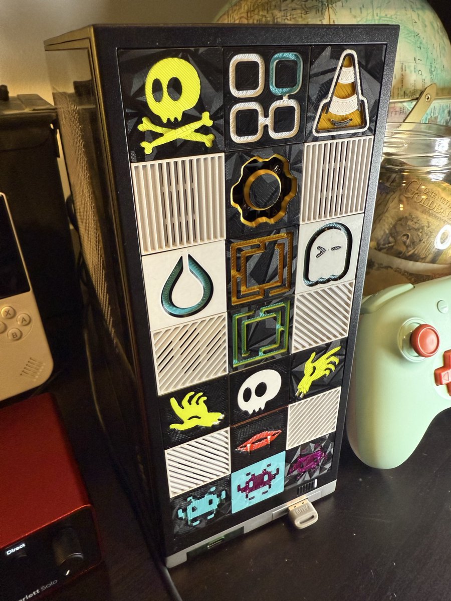 Forgework_'s tweet image. My computer can beat up your computer.