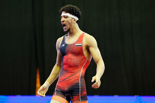 TeamsEgypt's tweet image. محمد حسن عبد الرحيم يتوج بطلاً للعالم تحت 23 عامًا في وزن -67 كلغ مصارعة رومانية بالفوز على الجورجي أنري خوزريفاندزه 3-0 ضمن بطولة العالم للمصارعة تحت 23 عامًا بمدينة نوفي ساد الصربية.
#TeamEgypt 
#WrestleNoviSad 
#Wrestling