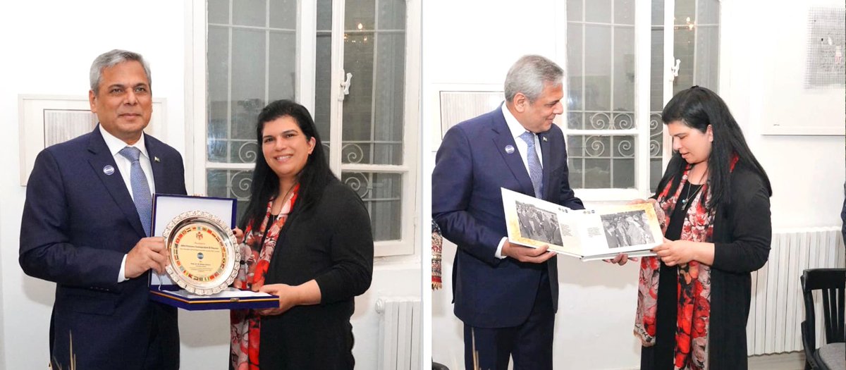 COMSATS_en's tweet image. HRH Princess Sumaya bint El Hassan, Pres @RSSJor🇯🇴 graciously hosted official dinner in honour of #COMSATS delegates, TAC members, @ICESCO_En Rep &amp;amp; @PSUTOFFICIAL. HRH appreciated significant events TAC mtg &amp;amp; AI Workshop with contributions by TAC members, COMSATS, ICESCO &amp;amp; PSUT