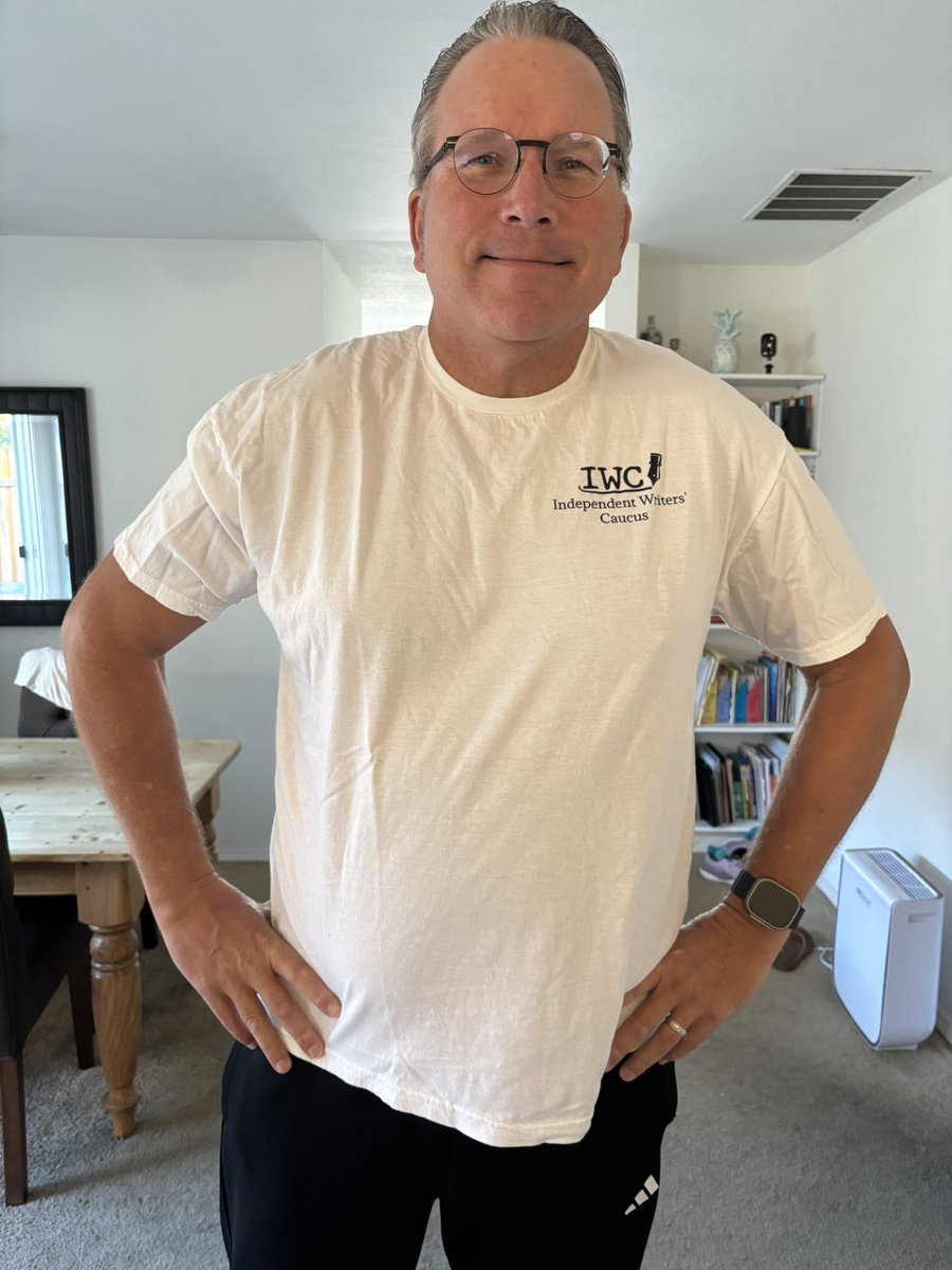 richorstad18's tweet image. Austin bound! If you see me, say hello! I might buy you a 🥃…#WriteOn! ✊️