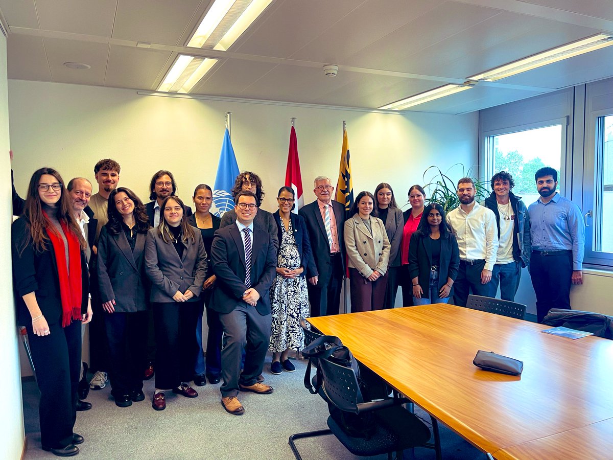 Martin_Dahinden's tweet photo. International #Geneva: Multilateralism and Diplomacy. Looking forward to the Workshop with Master‘s students of @UZH_ch @IPZ_ch @ICRC @EiEGenevaHub @rightlivelihood @SwissAmbUN_GVA @SwissAmbUN_GVA #GESDA https://t.co/28F4vNNfFD