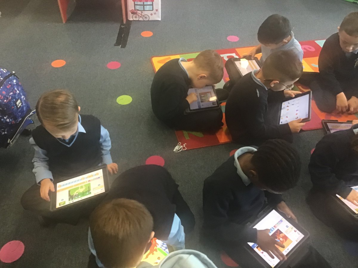 StBernardsPS's tweet image. 🧩💻 P1a had so much fun exploring the @ScratchJr app today! 🐱✨ Learning to code simple animations and bring their ideas to life. 👏🎨
#CodeWeek2025 #EarlyCoding @CodeWeekEU @DL_for_All