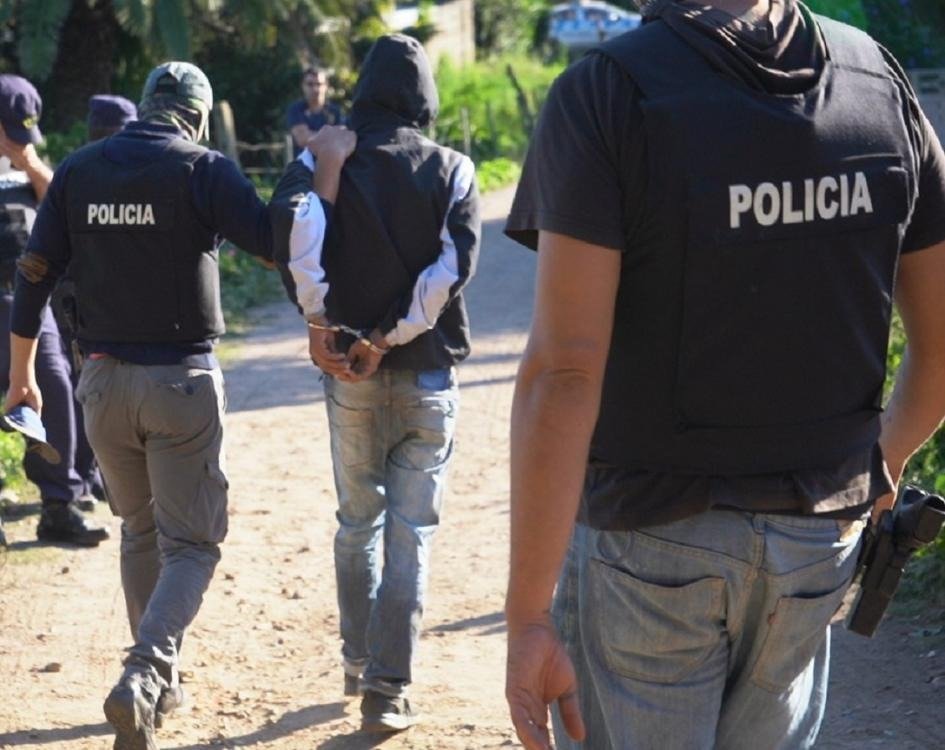 LA BROMA QUE DESATÓ EL CAOS EN MALDONADO
cronicasdeleste.com.uy/Noticias/broma…