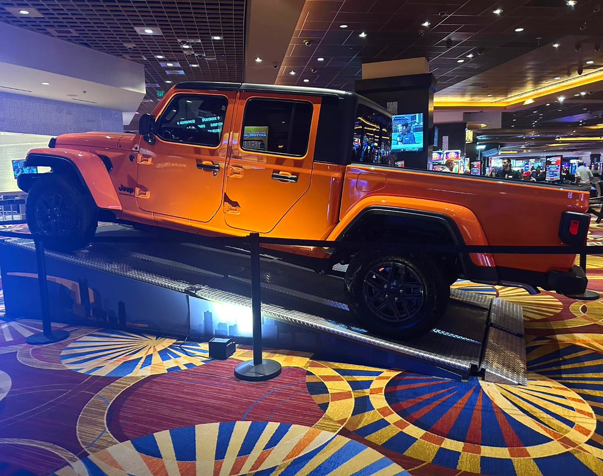 Road Show Logistics, LLC tweet media