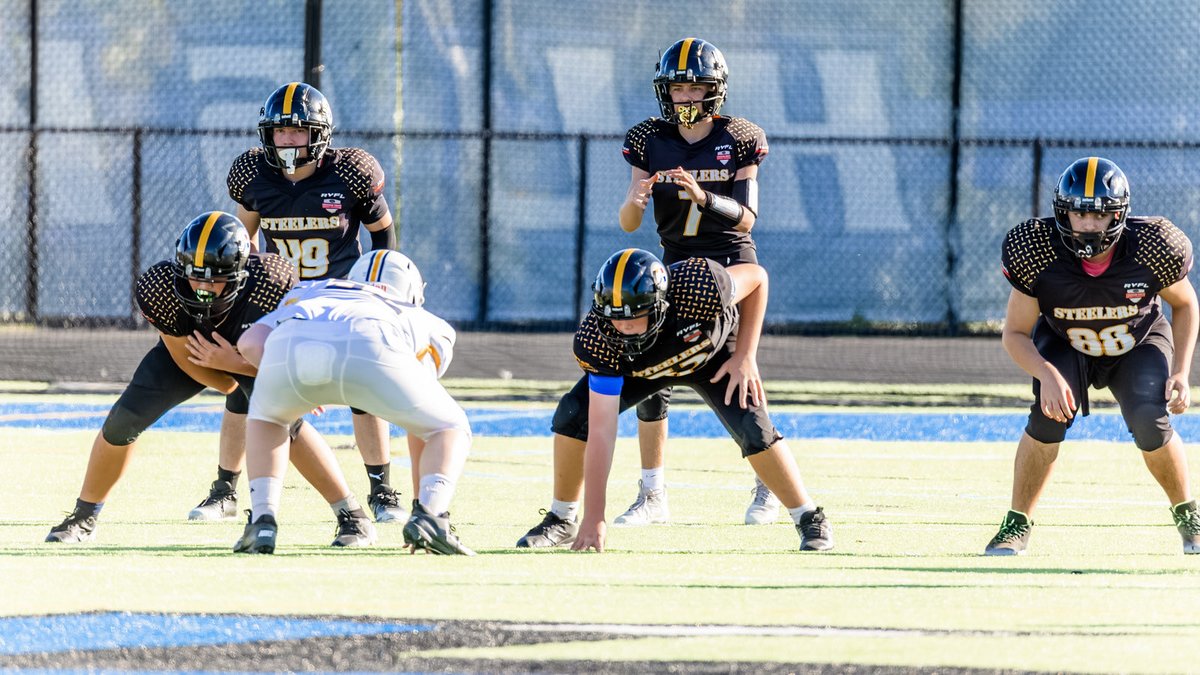 Ryan_King_02's tweet photo. Week 7 @ashburn_youth_football_league 

🏈240 yards passing - 2 TDs
🏈35 yards rushing https://t.co/YtqbJHhhsI
