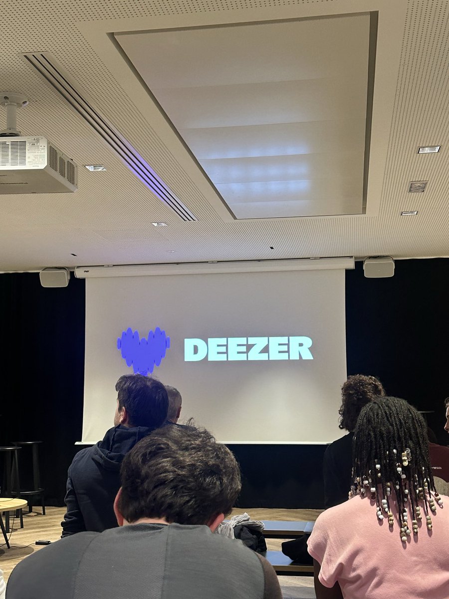 spyl94's tweet image. Prêt pour un nouveau meetup #GraphQL chez @DeezerDevs