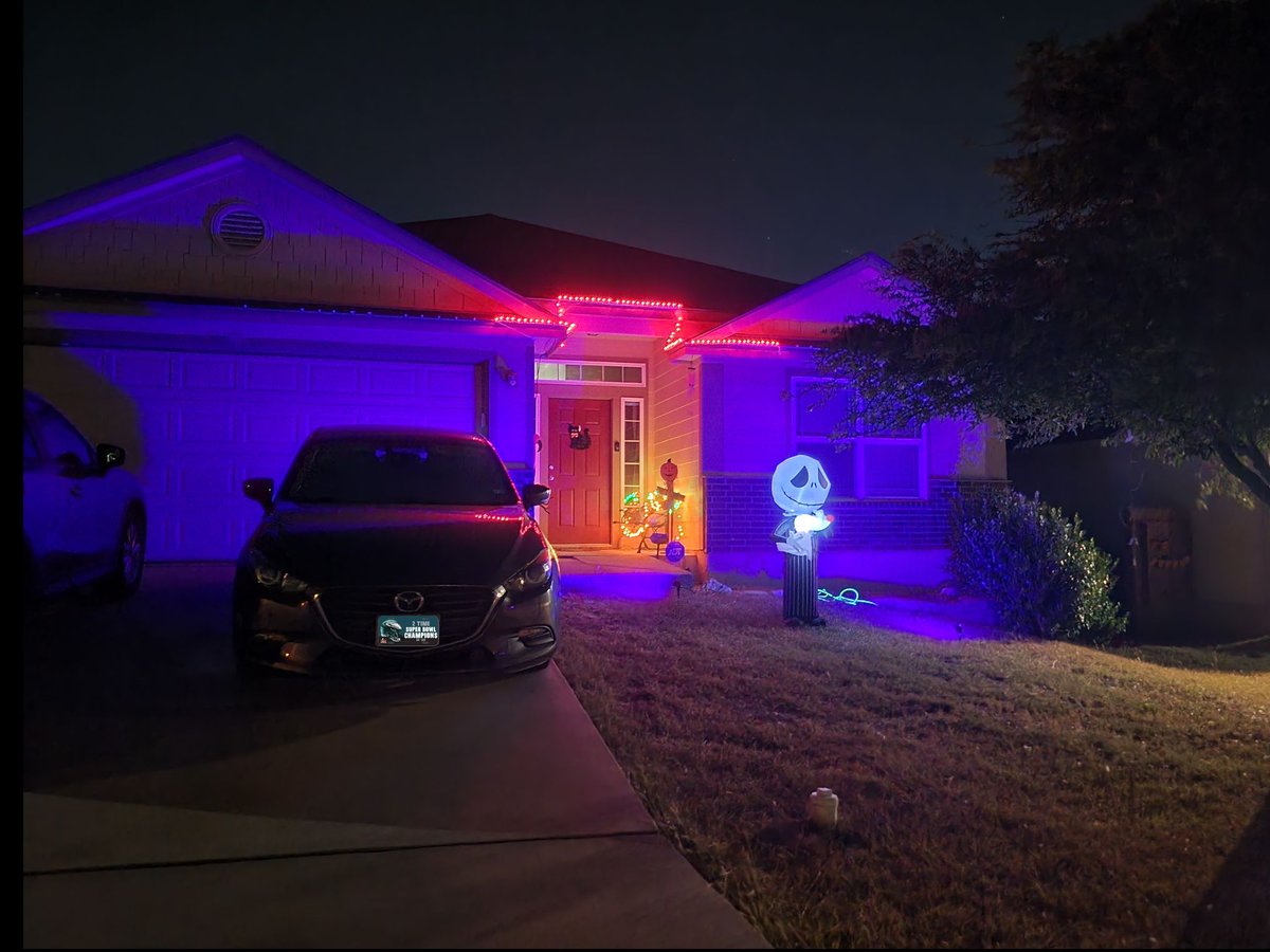 devsixstrings's tweet image. I was digging through the garage looking for lights and only found one strand of red. I hung them up anyway, but when my neighbor got home, I had to tell him that next year I’m going to need at least two or three. His single strand barely covered my doorway.