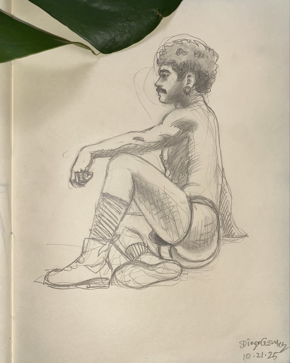 I drew <a href="/nathanvonn/">nate</a> last night, my main account is <a href="/DesignNurd/">Diego Gómez 🦥</a> 🎨