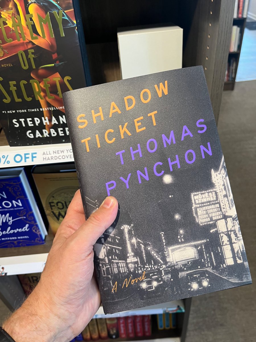 Whew, got the last one in the shop 

So jazzed for this 

#Pynchon