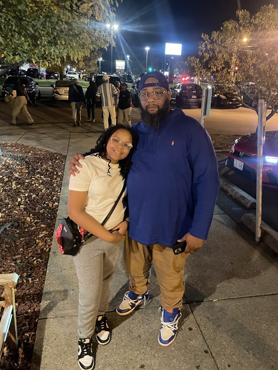 GrandCruWayne's tweet photo. Dinner with my baby to end our birthdays https://t.co/FF9cSpKWQU