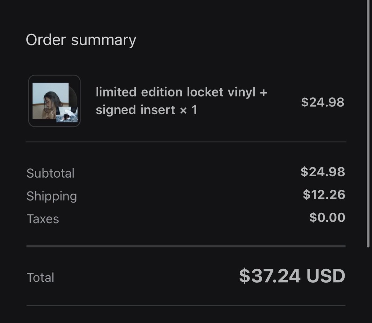 yvloops's tweet image. grabbed my wallet so quick @madisonbeerhq #locket