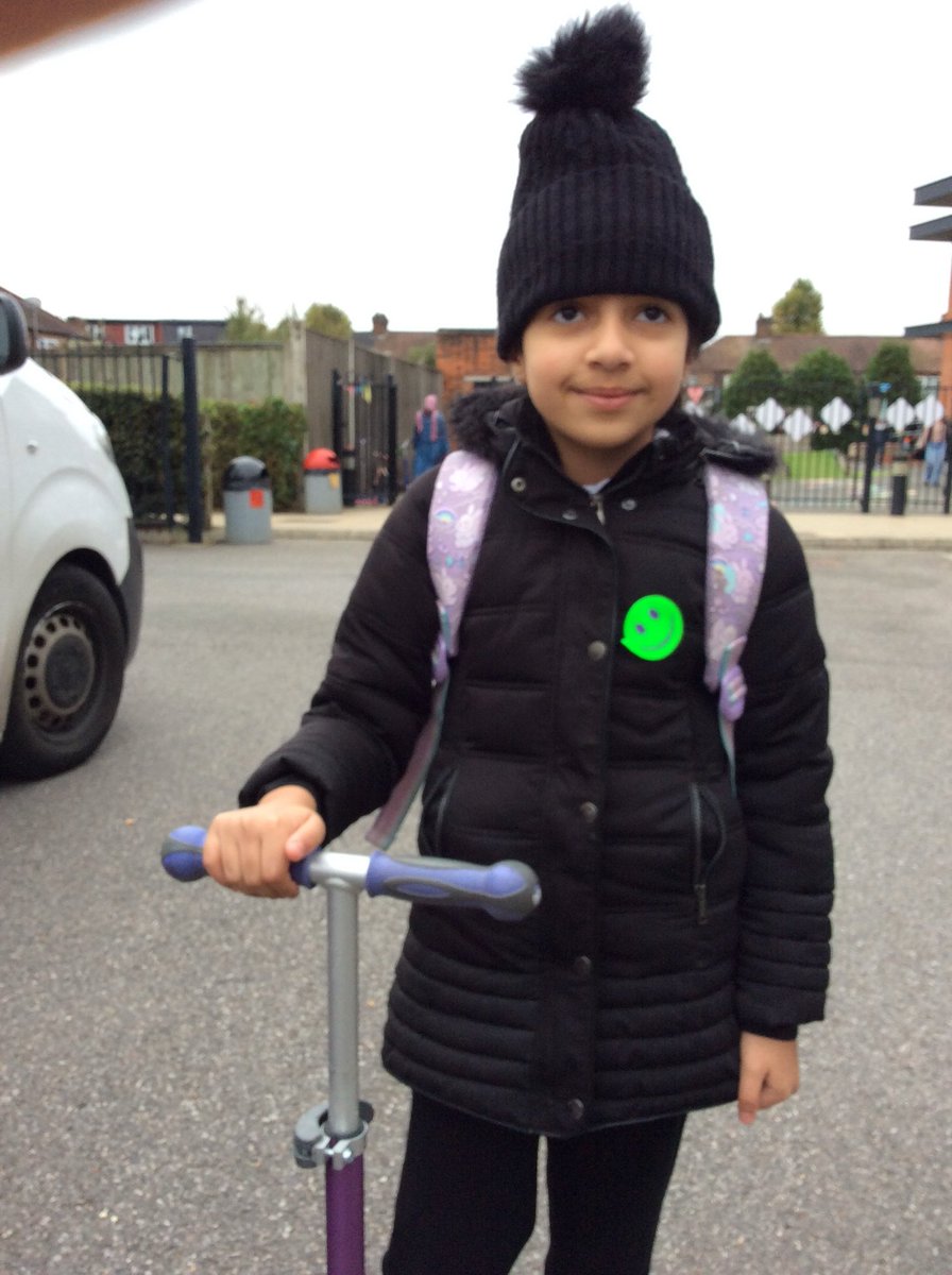 Tomorrow is the last day of our 10 day active challenge. Please try to walk, scoot or cycle to school! Stickers are available if you join in! We love active travel at Selborne! 🚲 🛴