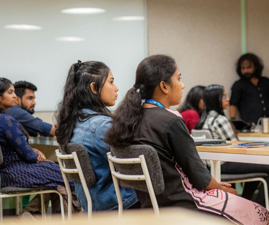 Youth_Nex's tweet image. #Teachers&apos; use of #trauma-responsive #practices &amp;amp;  #schools&apos; trauma responsiveness are important. Our #GradStudent Meg Meldrum &amp;amp; colleagues #publish about the effectiveness of the Trauma #Education to Advance #Community #Healing (TEACH) #program. More -&amp;gt; link.springer.com/article/10.100…