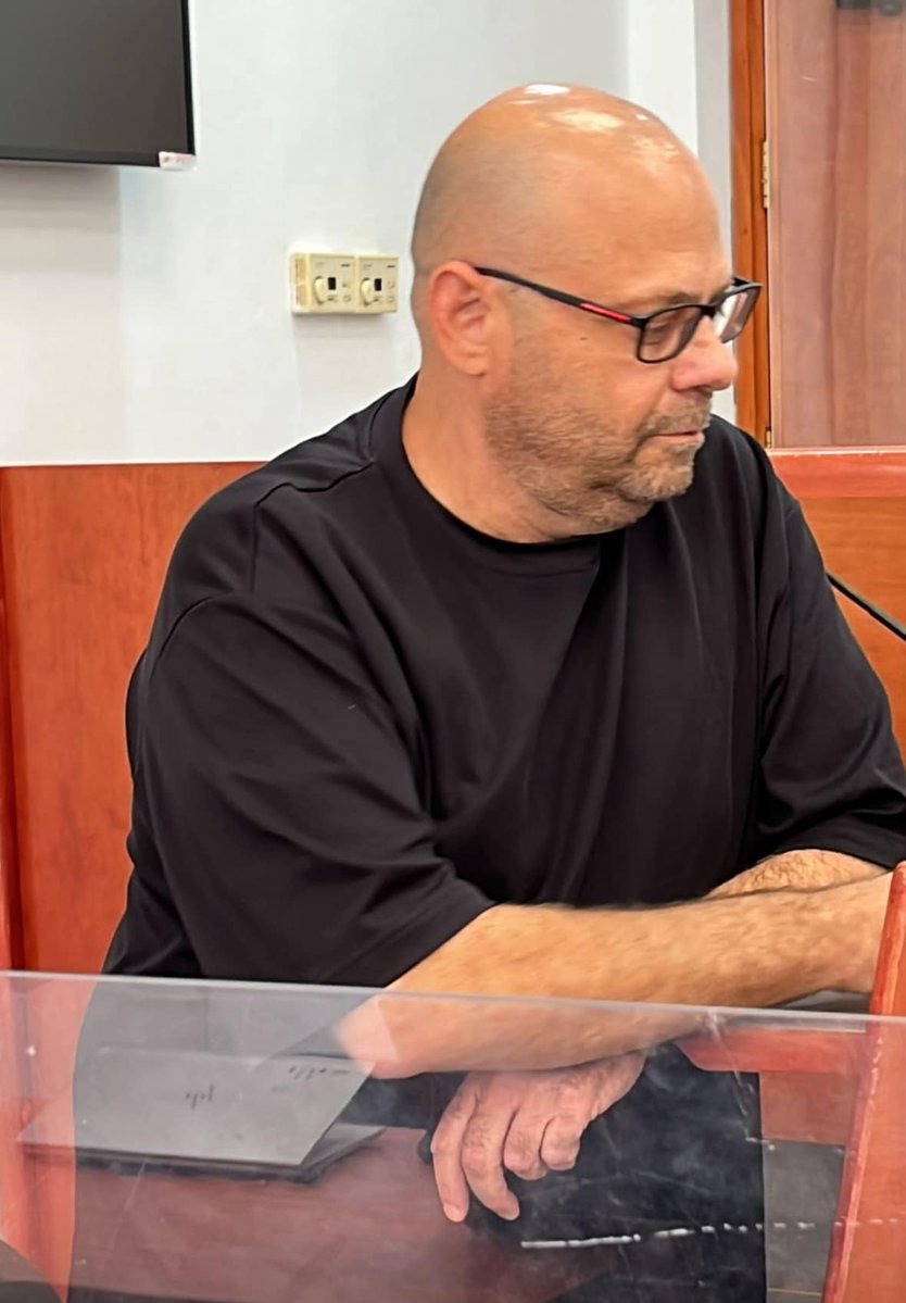 פוסט חשוב שכתב אלי ציפורי. תקראו:

הדרמה היום במשפט נתניהו:
🔴 החוקר דובי שרצר חשף את שם החוקר שפנה למח"ש בזמן אמת כדי להתלונן על מעשים פסולים בחקירות תיקי נתניהו – מדובר בסגן ניצב בדימוס צחי חבקין שהיה מעורב בתיק 1000, 2000 ו-4000. תלונתו של חבקין מעולם לא נבדקה כיוון שקרן בר