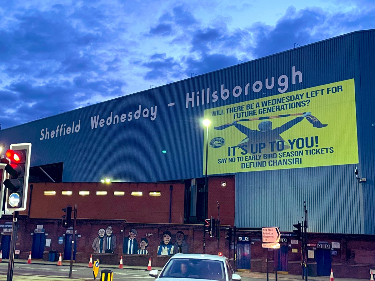 HoltChris's tweet image. A message writ large. Projected onto the side of Hillsborough on Penistone Road ahead of Sheffield Wednesday’s match against #Boro
#swfc