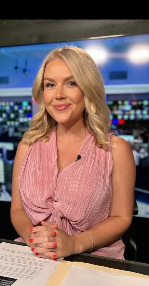 SUBRATA30016572's tweet image. Drop a❤🇺🇸 if Karoline Leavitt is still your favorite Press secretary!