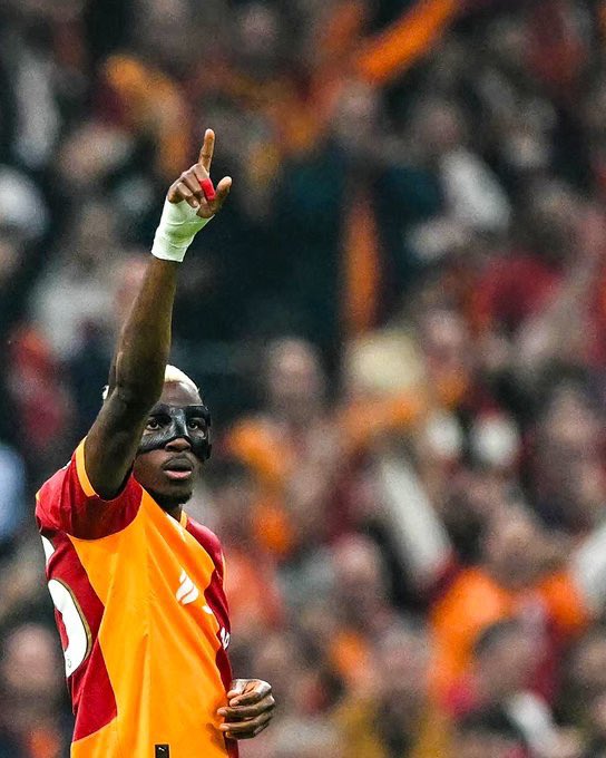 UTDTrey's tweet image. 3 UCL goals in 2 games.
9 goals in 7 games for Galatasaray
Hatrick in last game for Nigeria
THE BEST STRIKER IN THE WORLD!!!🇳🇬🦅