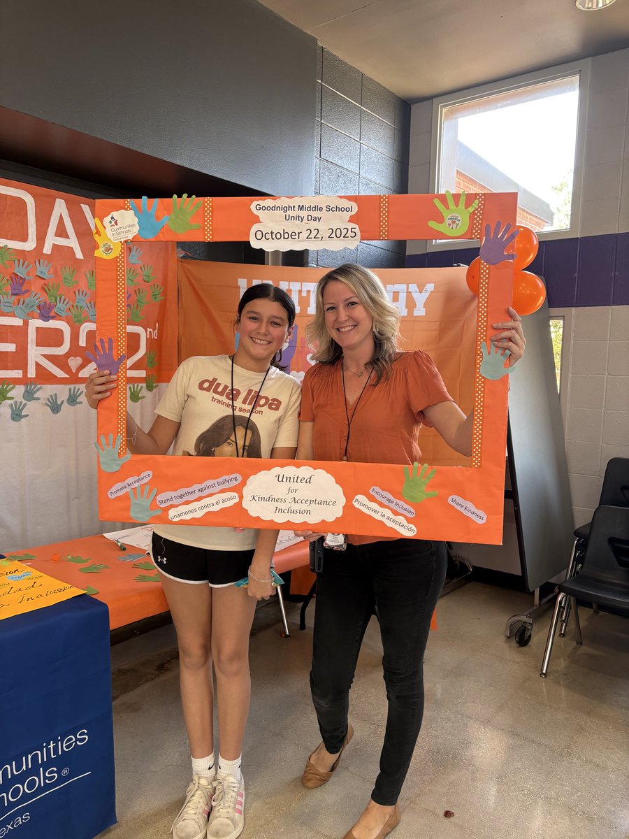 GoodnightSMCISD's tweet image. Today GMS celebrated Unity Day!!! Lets all stand together as one against bullying by promoting kindness, acceptance and inclusion. #UnityDay2025
