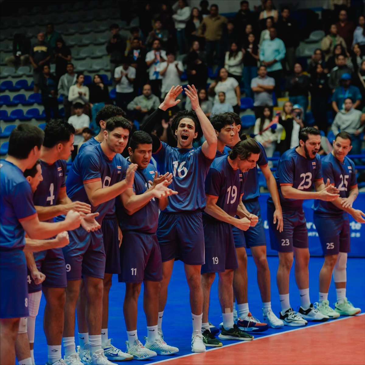 lajornada.cr tweet media